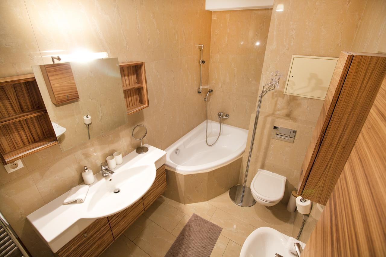 Luxurious Near Castle Lejlighed